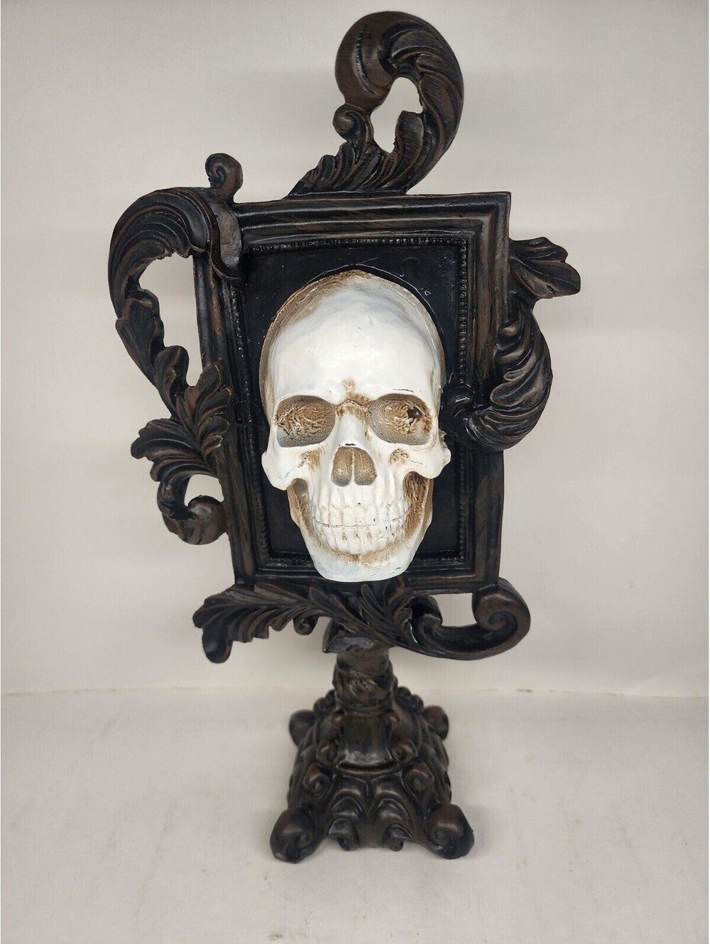 Halloween Skeleton 💀 Portrait Home Decor 13.5” x 7” NEW